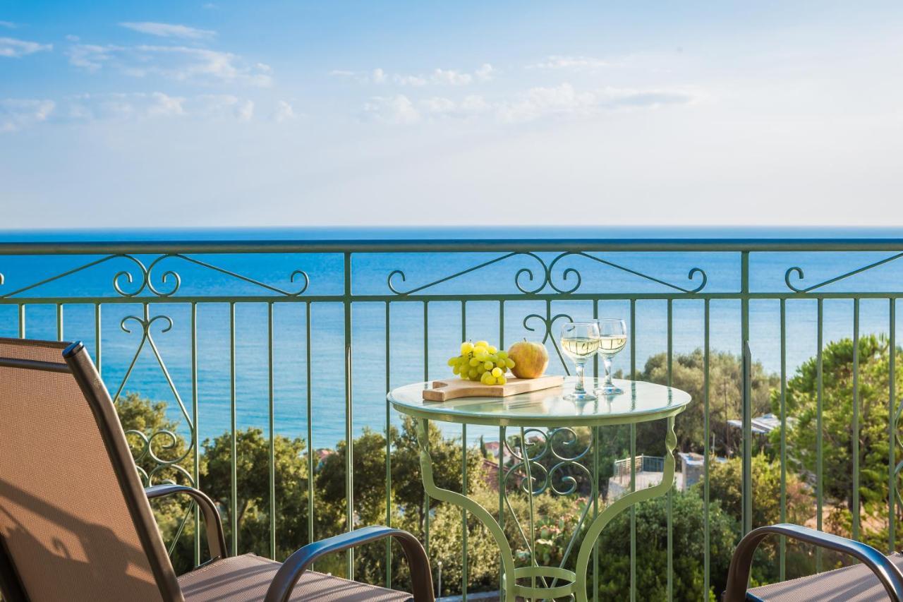 Eagle'S Nest Apartman Lurdáta Kültér fotó